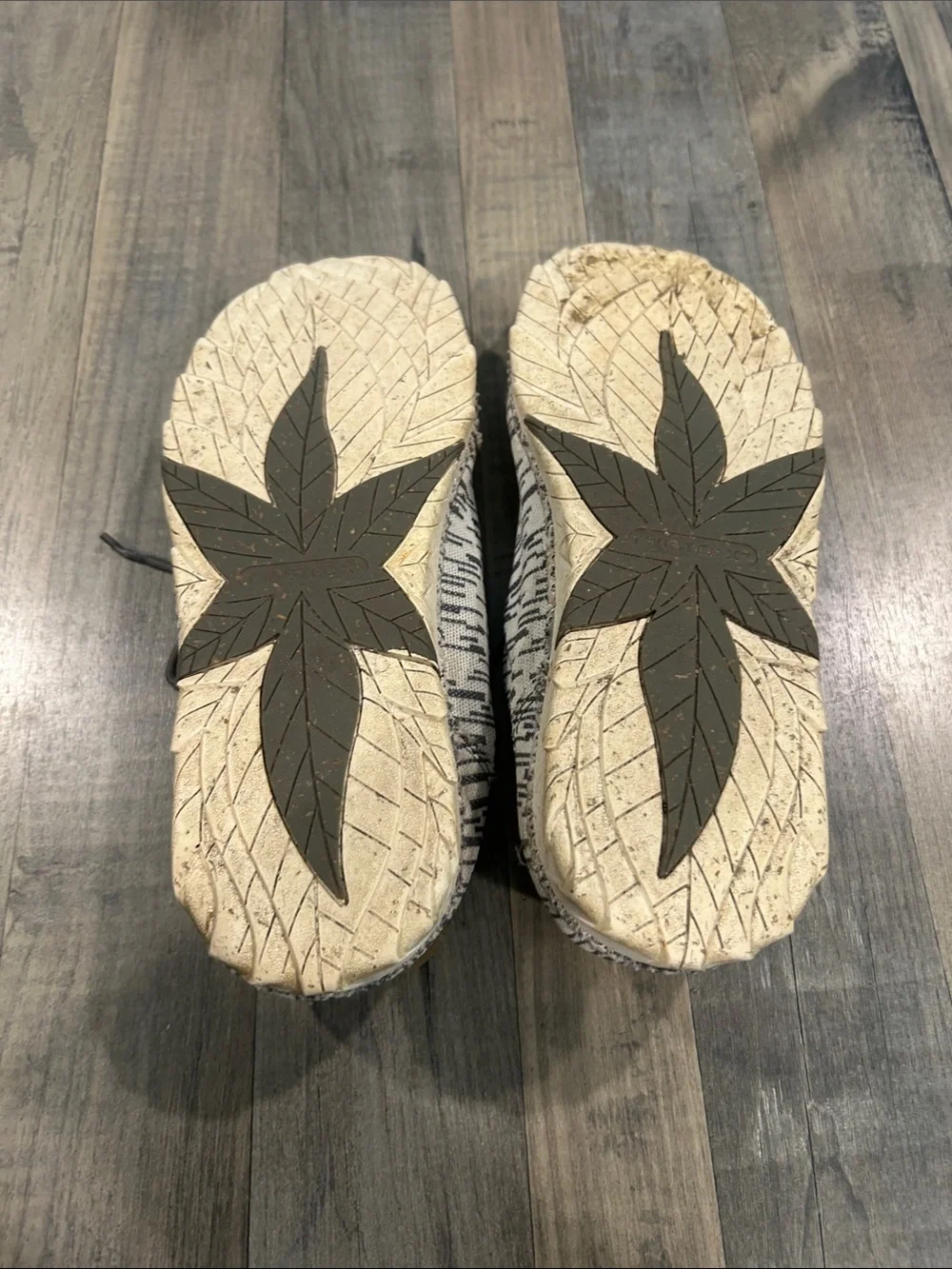 Twisted X Men's Knit Lace-Up Loafers in White and Gray